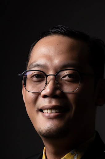 Menanggalkan Curiga: Mengapa “Kita” Lebih Penting daripada “Aku” di Tengah Ketidakpastian Berbangsa dan Bernegara