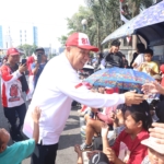 Gubernur Hidayat Arsani Lepas Pawai HUT ke-81 RI, Semarakkan Pangkalpinang Dengan Semangat Kebersamaan