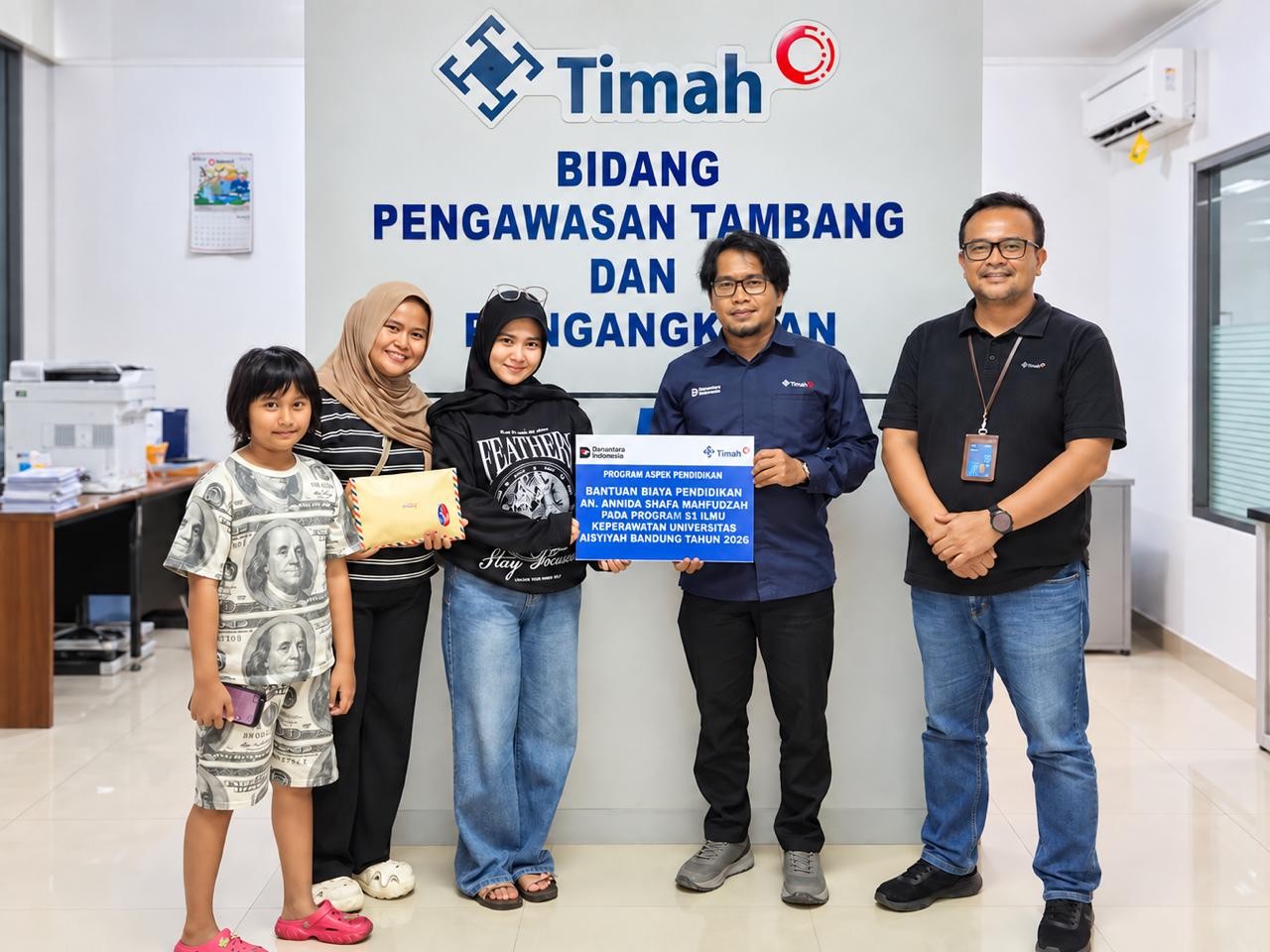 Prestasi Buka Jalan, PT TIMAH Dukung Annida Wujudkan Cita-Cita Jadi Perawat Profesional